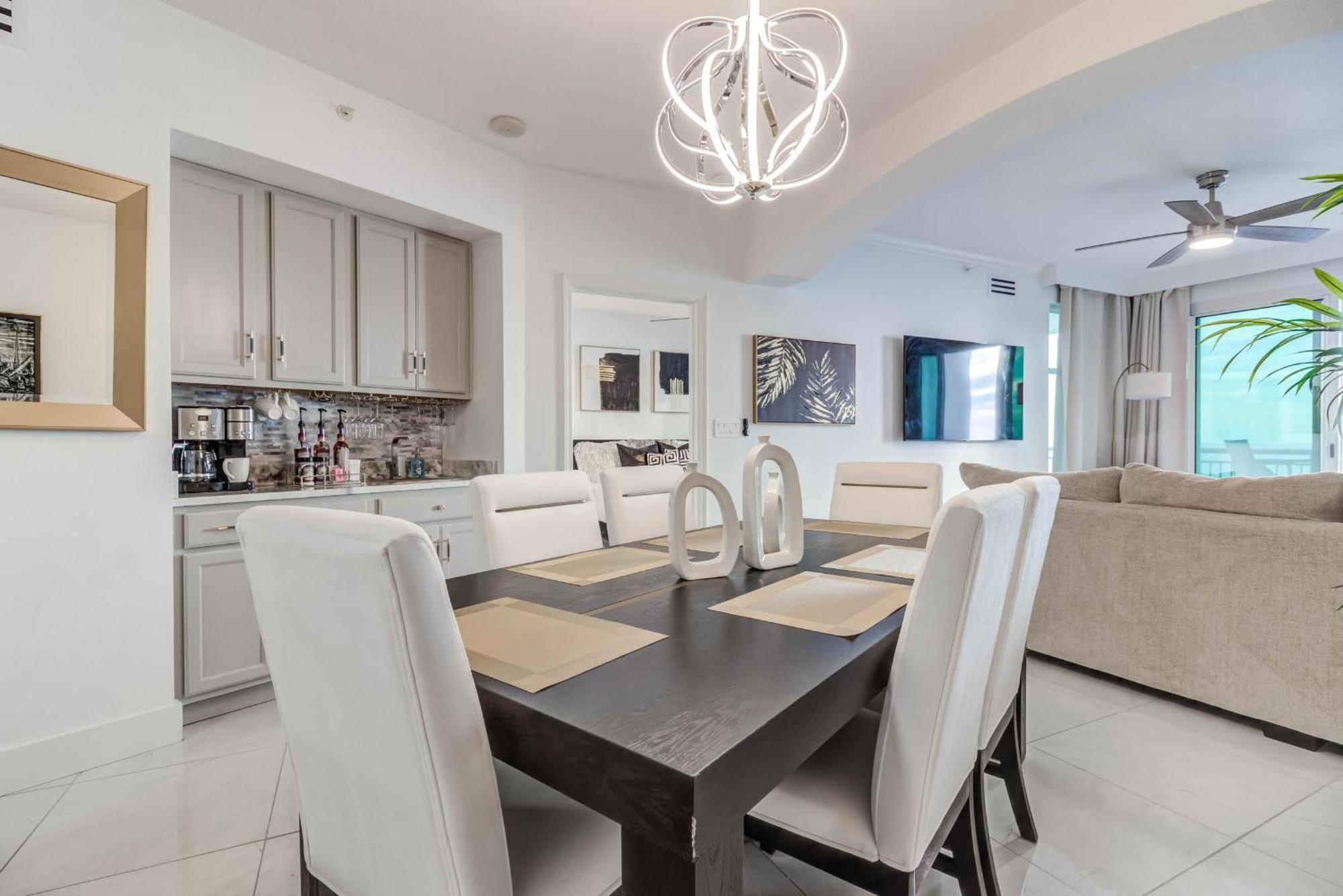 Gorgeous Oceanview 3Br Luxury Condo - Latitude Gulfport Exterior photo