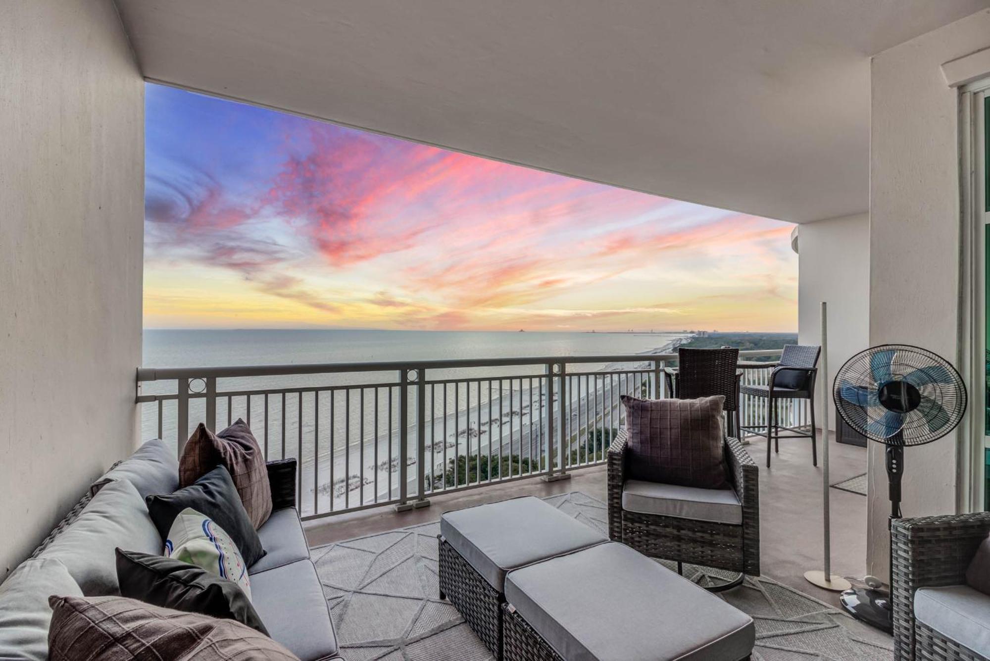 Gorgeous Oceanview 3Br Luxury Condo - Latitude Gulfport Exterior photo