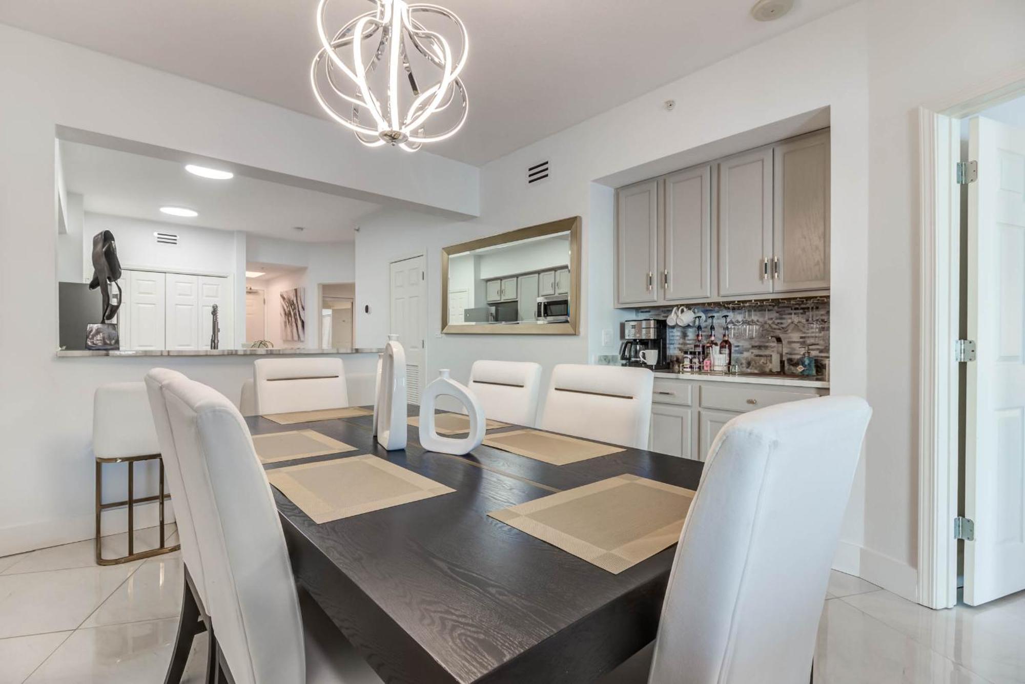 Gorgeous Oceanview 3Br Luxury Condo - Latitude Gulfport Exterior photo